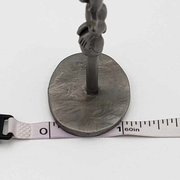 JEB PEWTER Little Squatting Mouse Miniature Figurine on Stand Small Pewter Gray - Picture 4 of 7